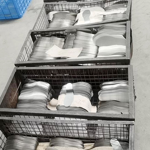 Стальные пластины с проникновением