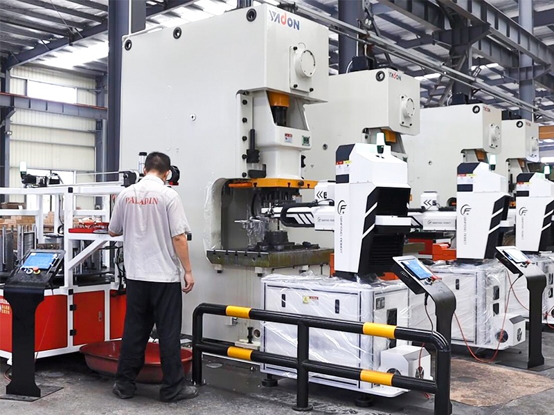 Фабрика на ногах